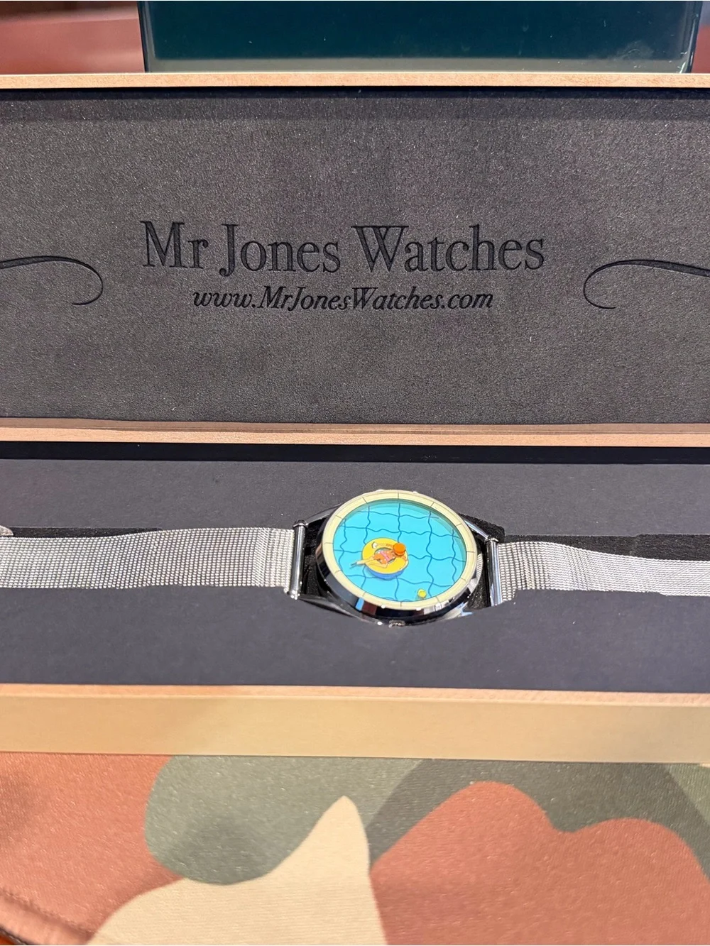 Blue Dial Mesh Strap Watch